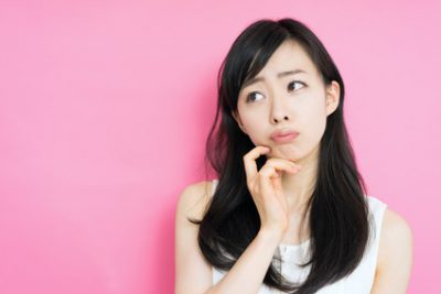 トレハロースとは？と考える女性